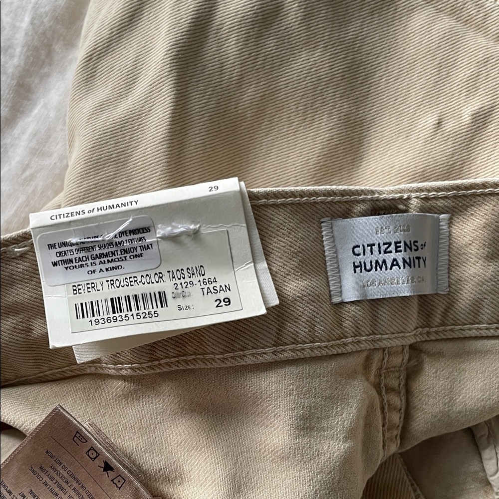 Citizens Of Humanity wide leg Beverly trouser in Taos Sand - Picture 8 of 9